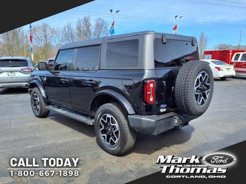 2024 Ford Bronco Outer Banks