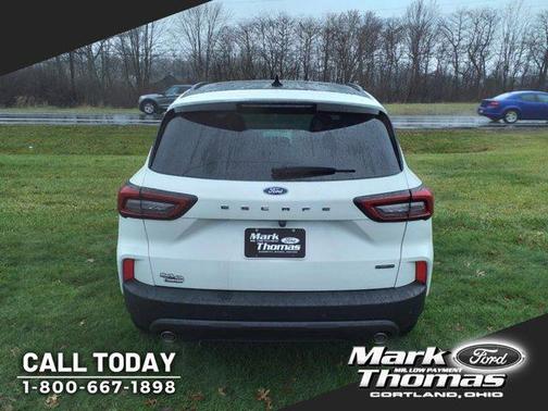 2025 Ford Escape ST-Line Select