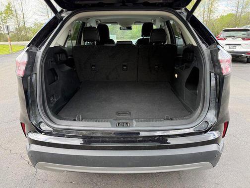 Agate Black Metallic 2022 Ford Edge