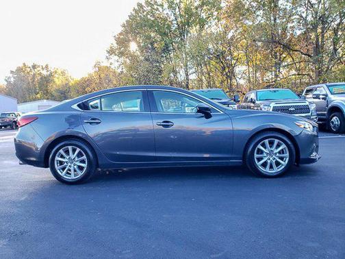 2016 Mazda Mazda6 i Sport