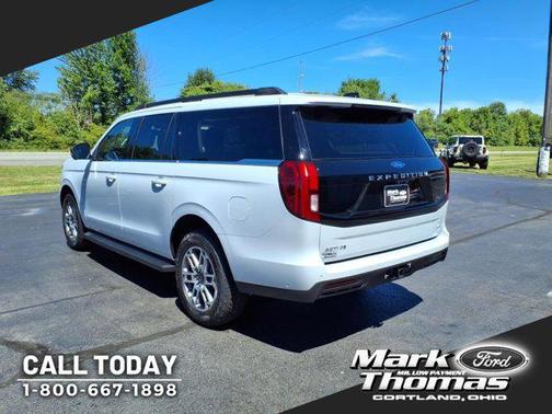 2025 Ford Expedition Max Active 4x4