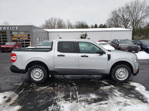 2022 Ford Maverick XL