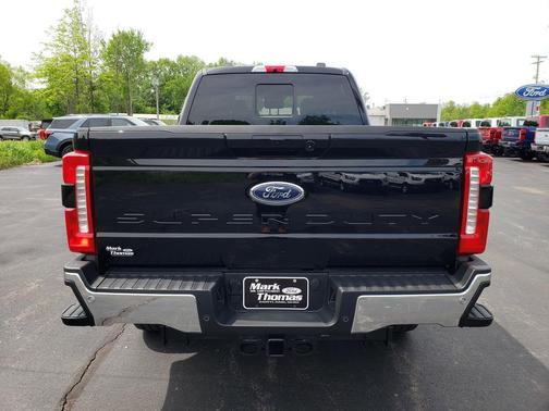 Agate Black Metallic 2026 Ford F-250 Lariat