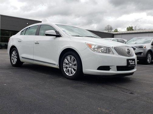 White 2010 Buick LaCrosse CX
