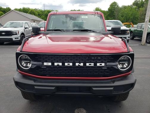 Rr Ruby Red Met Tntd Clearcoat 2026 Ford Bronco Big Bend