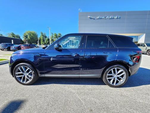 2023 Land Rover Range Rover Sport SE