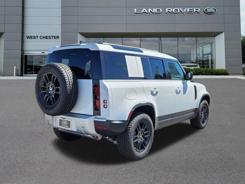 2025 Land Rover Defender S