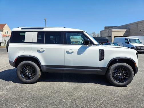 2025 Land Rover Defender S