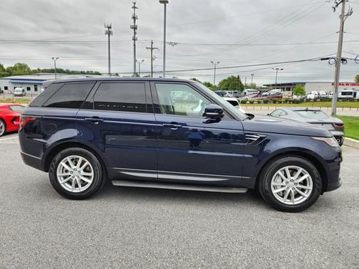 2020 Land Rover Range Rover Sport SE