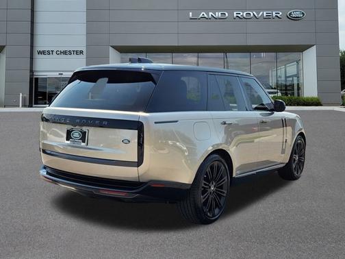 2023 Land Rover Range Rover SE