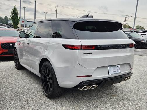 2025 Land Rover Range Rover Sport Dynamic SE