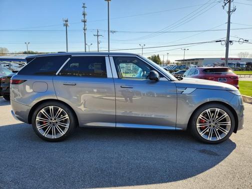 2025 Land Rover Range Rover Sport Dynamic SE