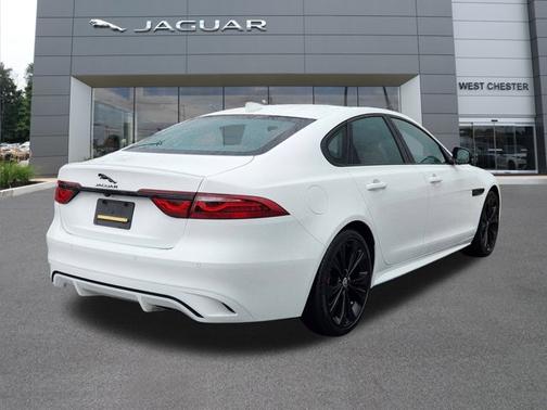 2024 Jaguar XF R-Dynamic SE