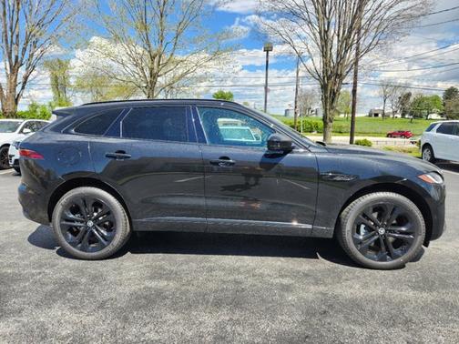 2025 Jaguar F-PACE R-Dynamic S