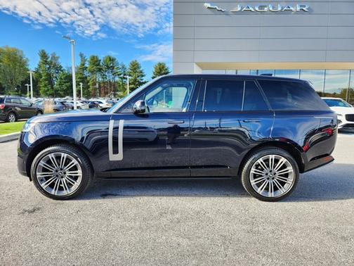 2024 Land Rover Range Rover SE