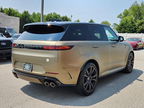 2024 Land Rover Range Rover Sport SV Edition One Carbon Bronze