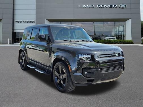 2023 Land Rover Defender V8