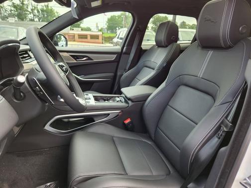 2026 Jaguar F-PACE R-Dynamic S