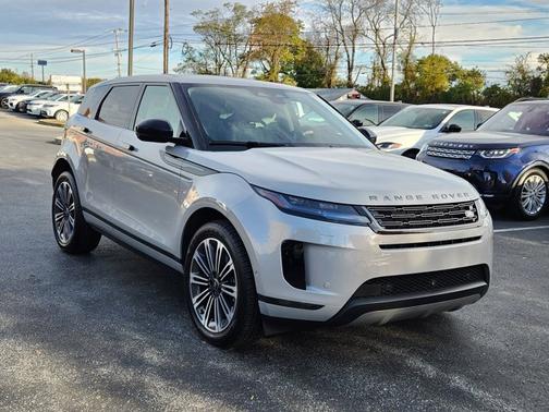 2025 Land Rover Range Rover Evoque Core S