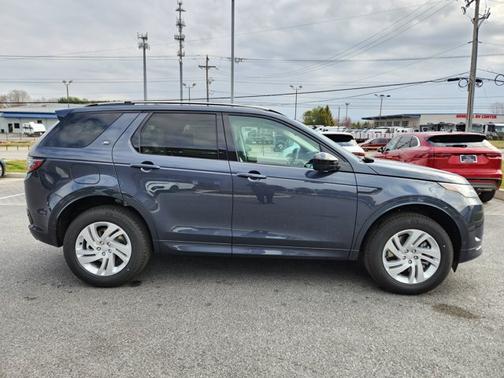 2025 Land Rover Discovery Sport S