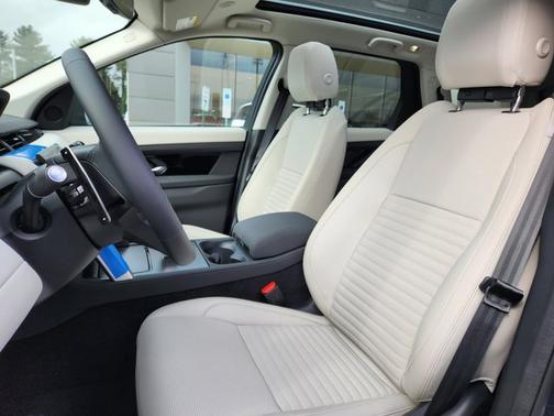 2025 Land Rover Discovery Sport S