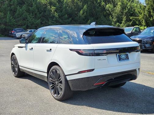 2026 Land Rover Range Rover Velar Dynamic SE