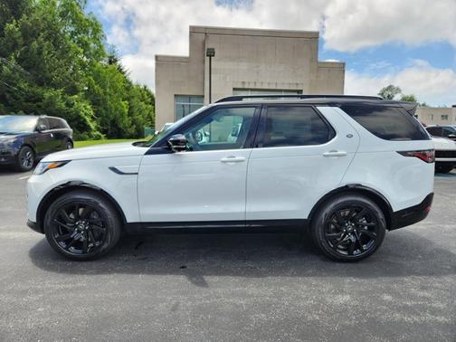 2025 Land Rover Discovery Dynamic SE