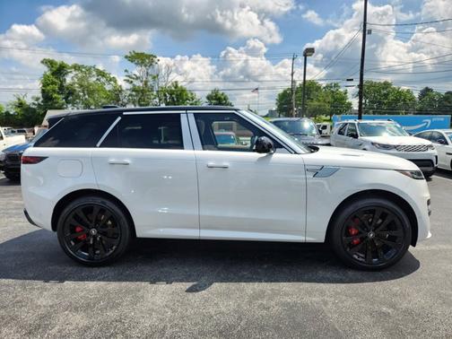 2025 Land Rover Range Rover Sport Dynamic SE