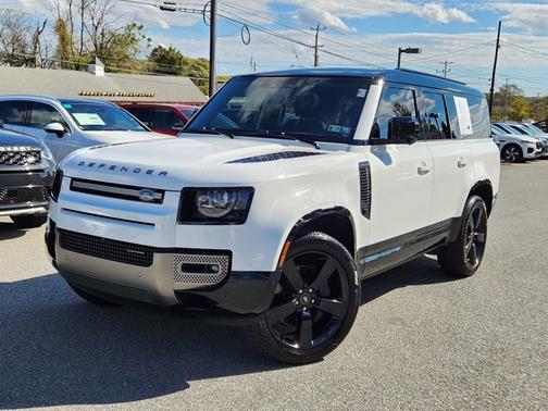 2023 Land Rover Defender X-Dynamic SE