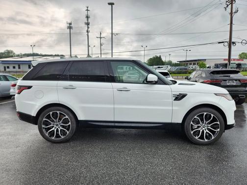 2022 Land Rover Range Rover Sport HSE Silver Edition