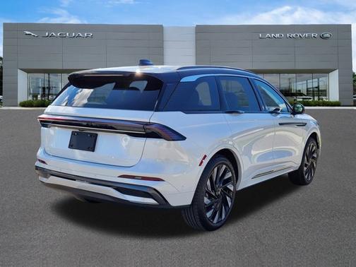 2024 Lincoln Nautilus Black Label