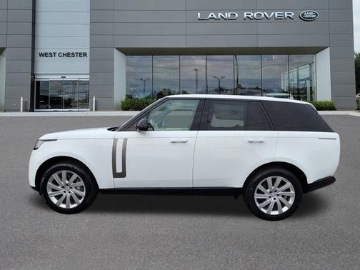 2025 Land Rover Range Rover SE