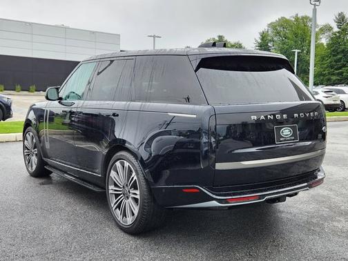 2023 Land Rover Range Rover SE