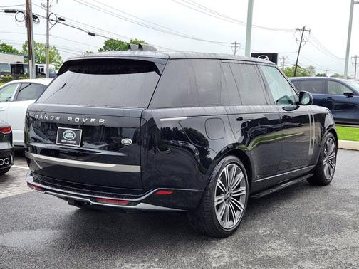 2023 Land Rover Range Rover SE