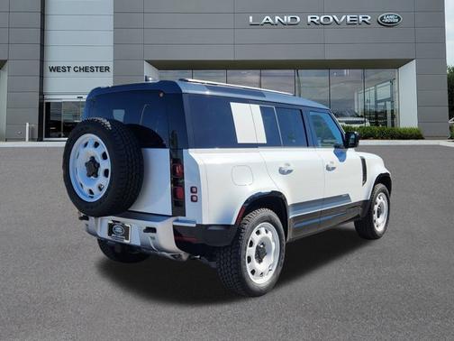 2025 Land Rover Defender S