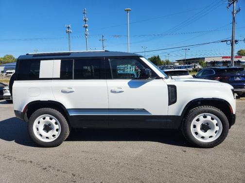 2025 Land Rover Defender S