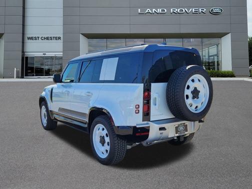 2025 Land Rover Defender S