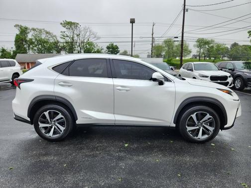 2021 Lexus NX 300h AWD