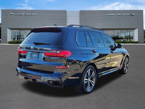 2020 BMW X7 M50i