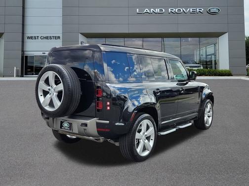 2024 Land Rover Defender X-Dynamic SE