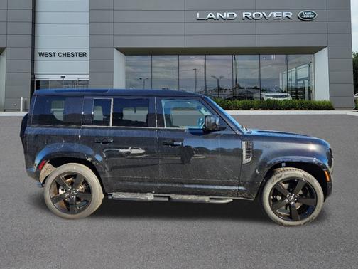 2025 Land Rover Defender X-Dynamic SE