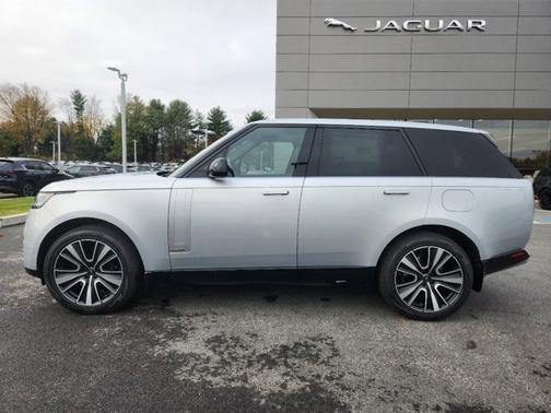 2025 Land Rover Range Rover Autobiography