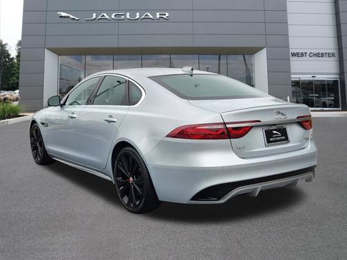 2021 Jaguar XF R-Dynamic SE
