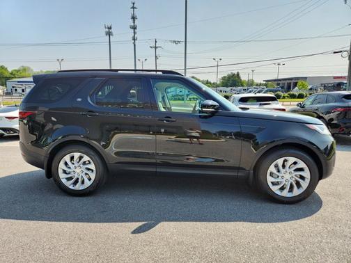 2025 Land Rover Discovery S