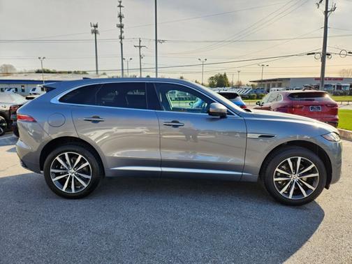 2024 Jaguar F-PACE R-Dynamic S