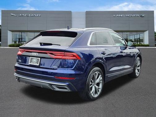 2021 Audi Q8 Prestige