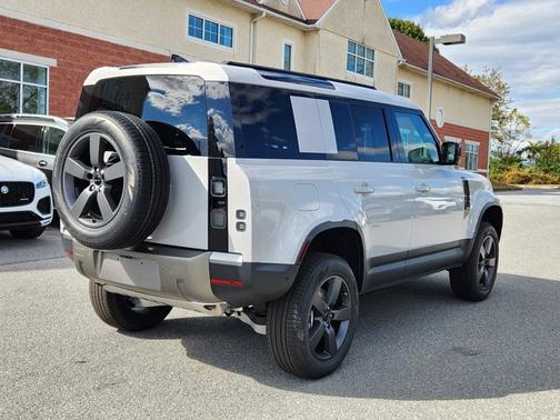 2026 Land Rover Defender S