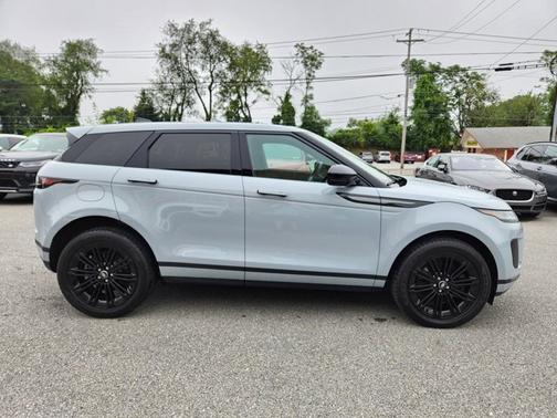 2025 Land Rover Range Rover Evoque Core S