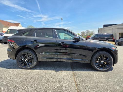 2026 Jaguar F-PACE R-Dynamic S