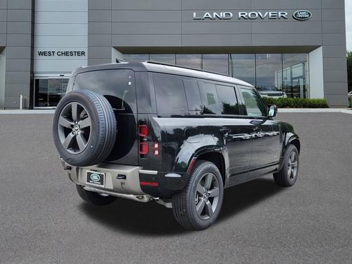 2025 Land Rover Defender X-Dynamic SE